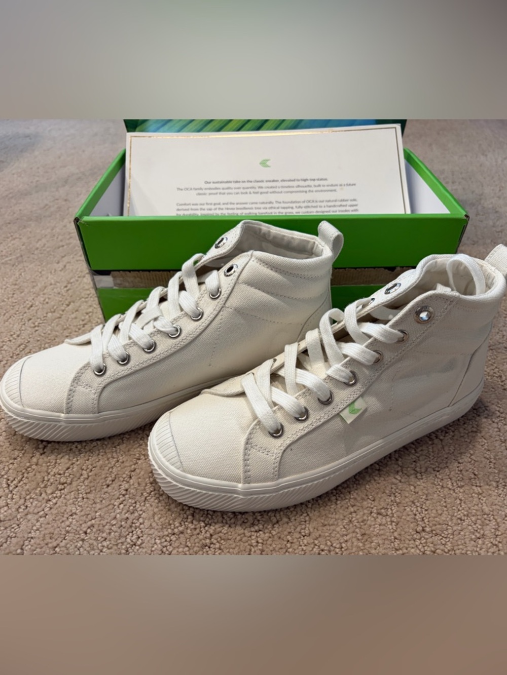 Cariuma High Off-White Canvas Sneaker